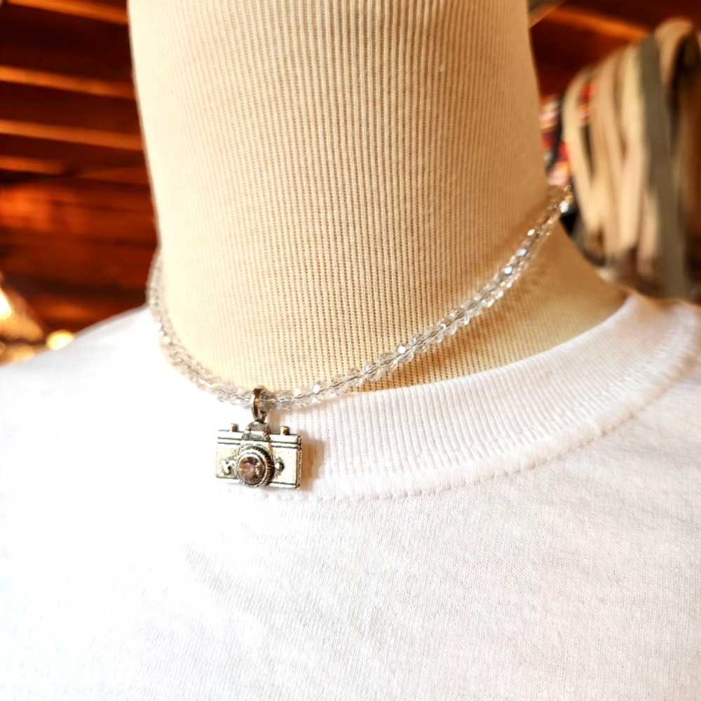 📸 Silvertone Camera Pendant W/Crystal Necklace 📷 - Picture 6 of 16